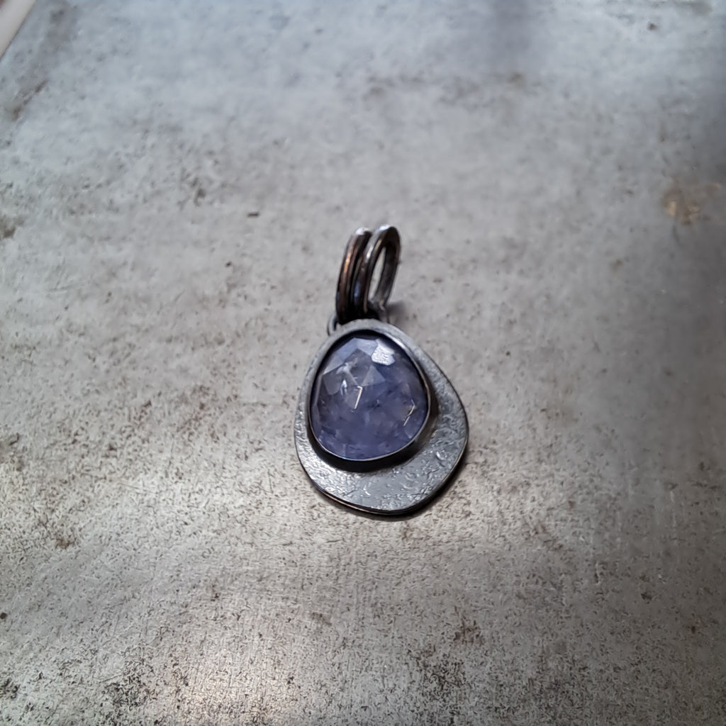 2.12ct アイオライトネックレス