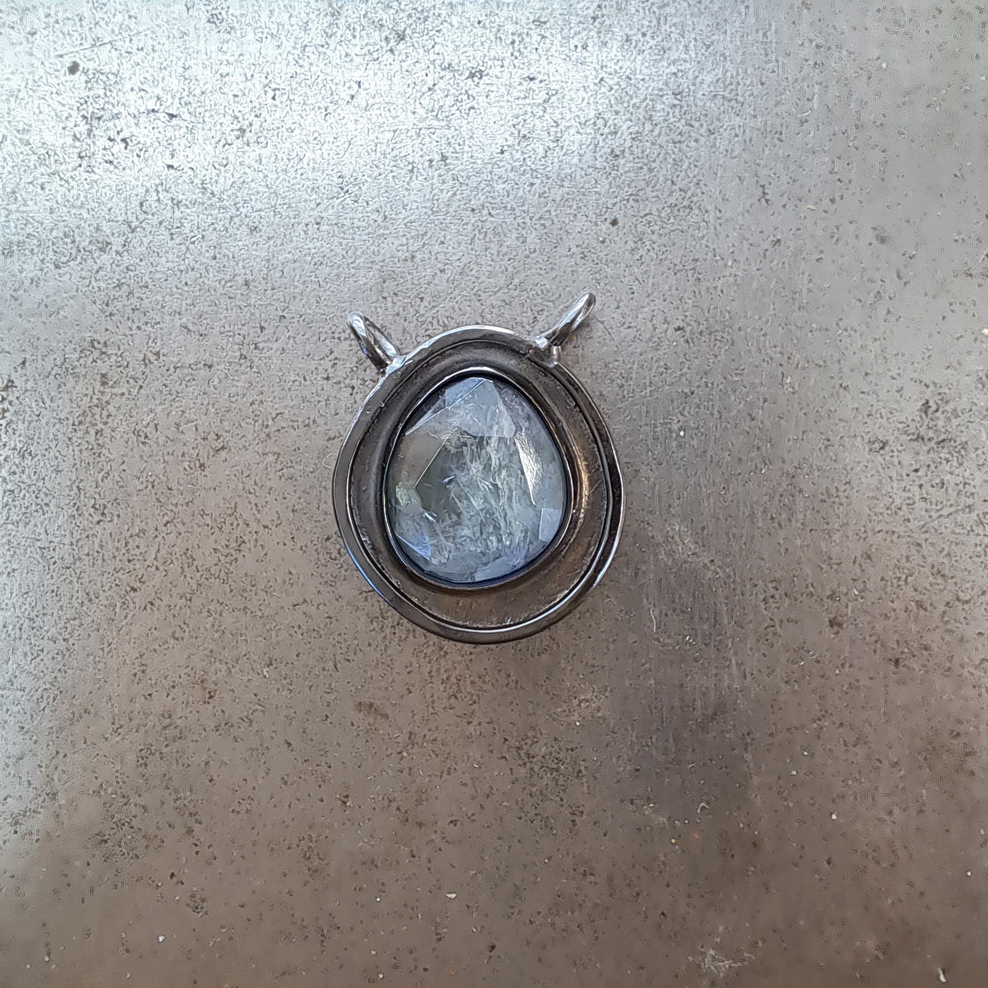 1.43ct ゾイサイトネックレス（バイカラー）