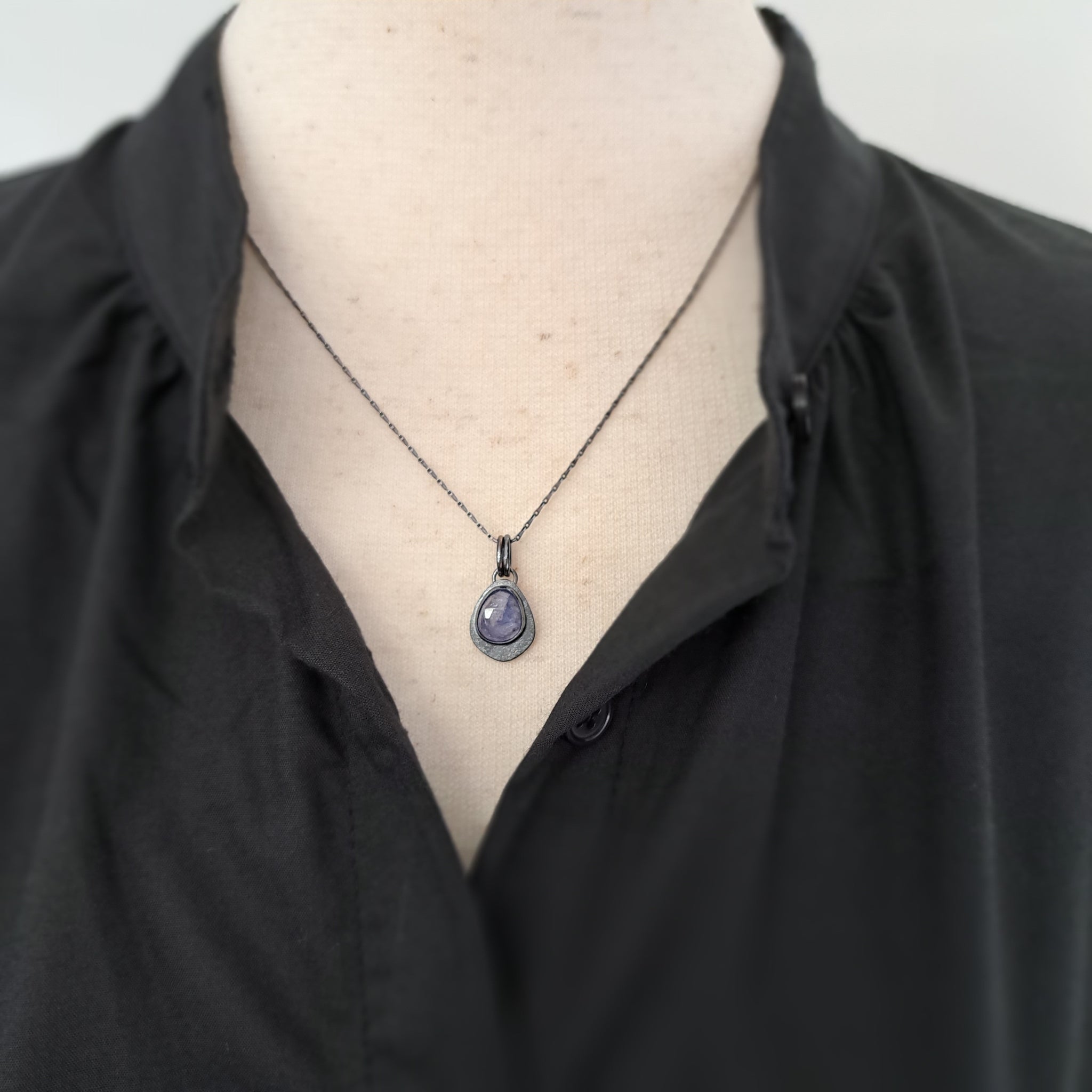 2.12ct アイオライトネックレス