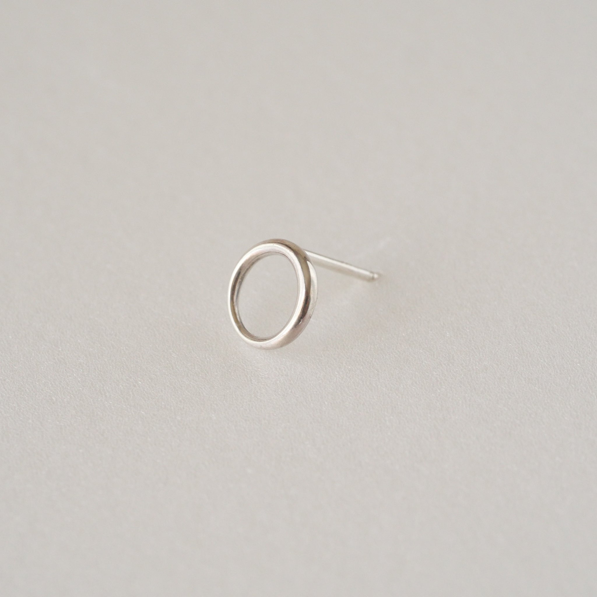 moon ピアス